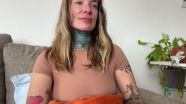 airgeadx online show from July 24, 5:22 pm