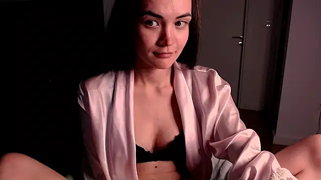 EvelynGG online show from November 13, 9:47 pm