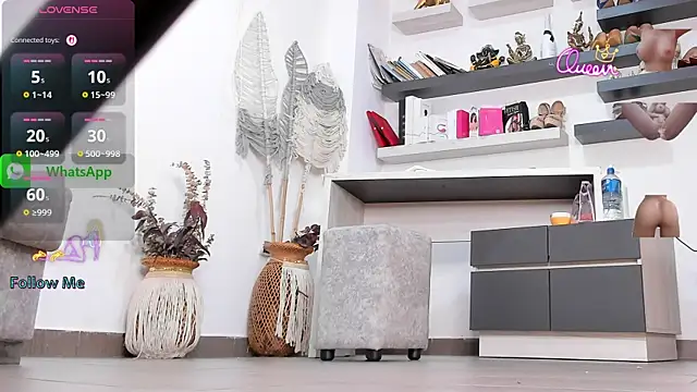 ana bolena online show from July 21, 3:35 pm
