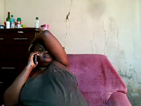 sexybigboobz online show from July 22, 12:06 pm