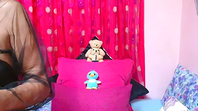 SLUTTYROXY online show from April 29, 4:27 am