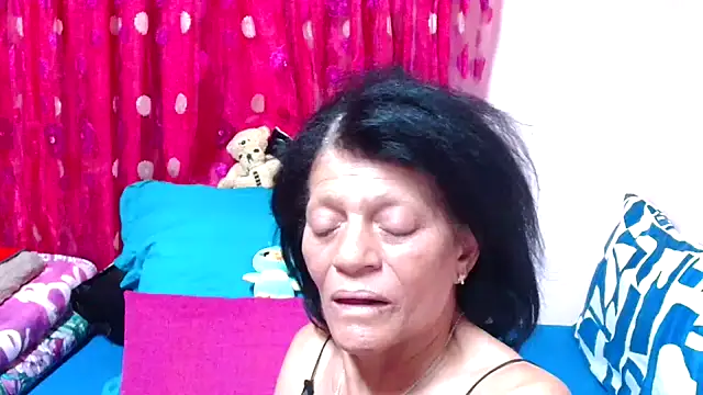 SLUTTYROXY online show from November 14, 7:14 pm