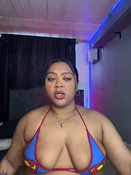 yanza2002 online show from February 18, 10:53 pm