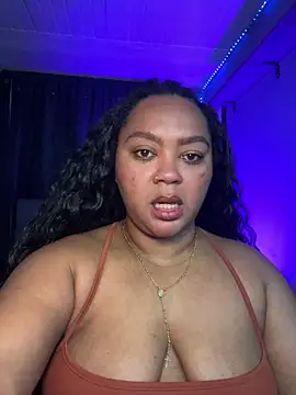 yanza2002 online show from May 20, 12:07 am