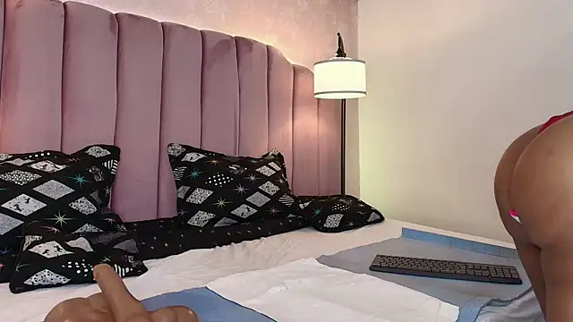 HallyBans online show from February 9, 7:38 pm