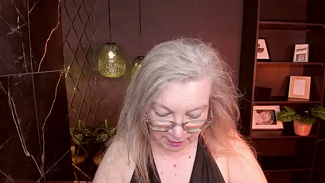 NataliMellow online show from June 19, 1:14 pm