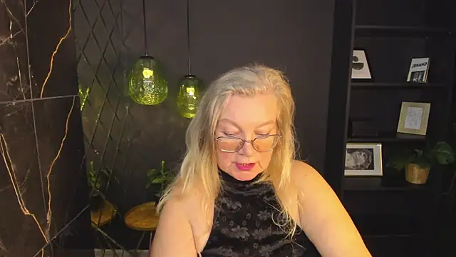 NataliMellow online show from November 10, 1:39 pm