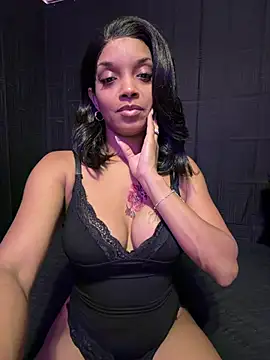 Rakiyahcharms online show from July 14, 2:05 am