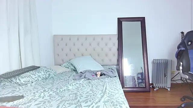 ms freyax online show from February 5, 2:36 am