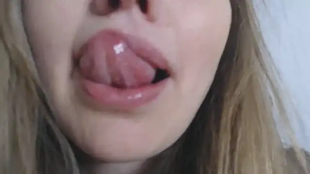 xxkristinaxx online show from March 13, 12:28 pm