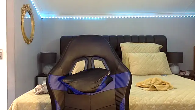 BOOTYBANGER24xx online show from November 17, 7:31 am