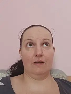 BustyLadyAlma online show from July 12, 8:48 am