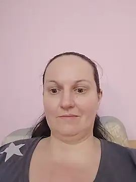 BustyLadyAlma online show from June 21, 11:47 am