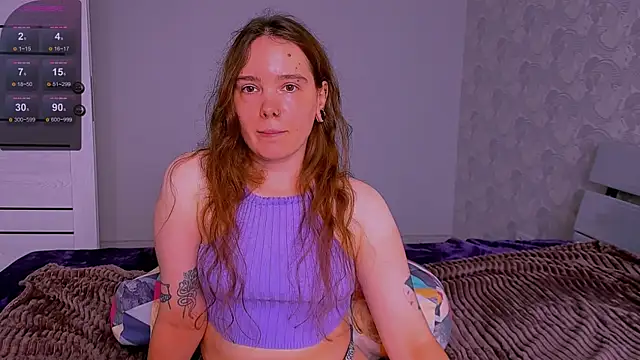 Janie JJ Curvie online show from August 4, 5:02 am