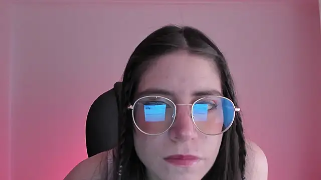 HazelKush online show from October 28, 9:41 pm