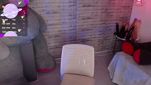 TinnaCobb online show from June 23, 3:43 pm
