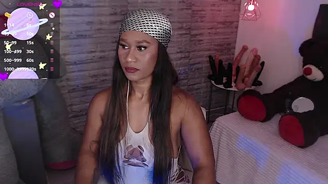 TinnaCobb online show from July 2, 12:11 pm