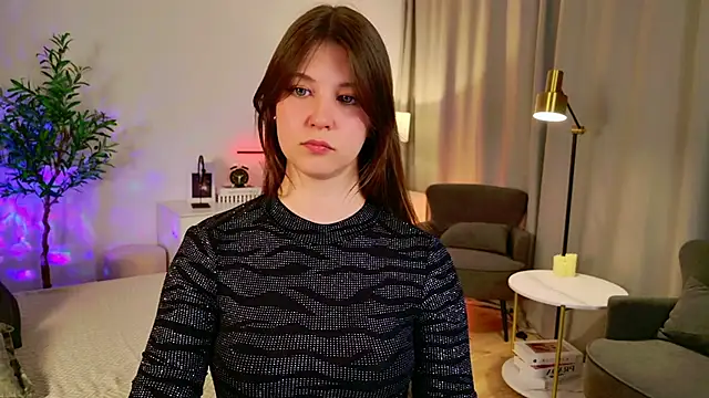 ElizaMild online show from June 17, 1:45 pm
