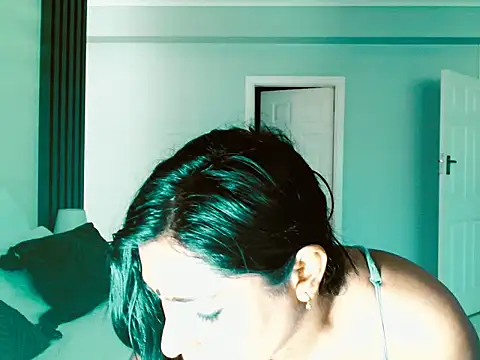 apishkagalmon online show from March 18, 5:56 am