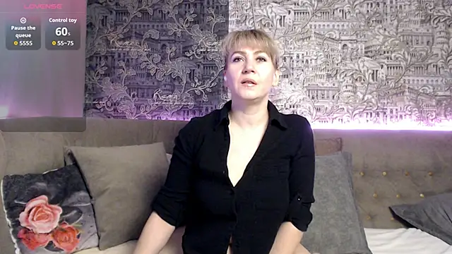 mandy foxxx online show from October 22, 11:15 am