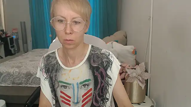 LuxuryNika online show from July 5, 12:22 pm