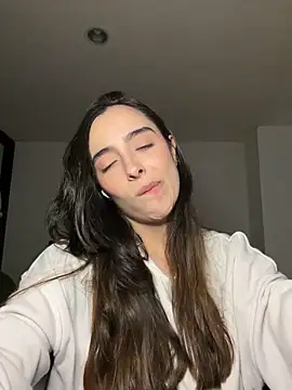 swrennn19 online show from February 9, 11:51 pm