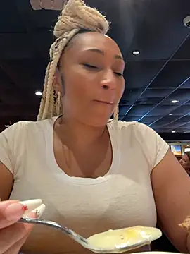 msbaddiebabe101 online show from August 5, 12:17 am