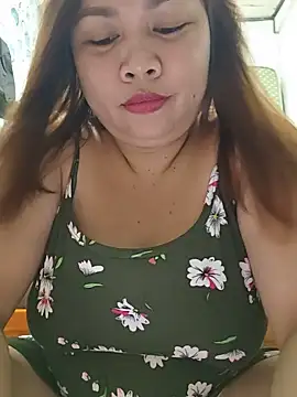 XXLorie 02 online show from June 24, 5:28 am