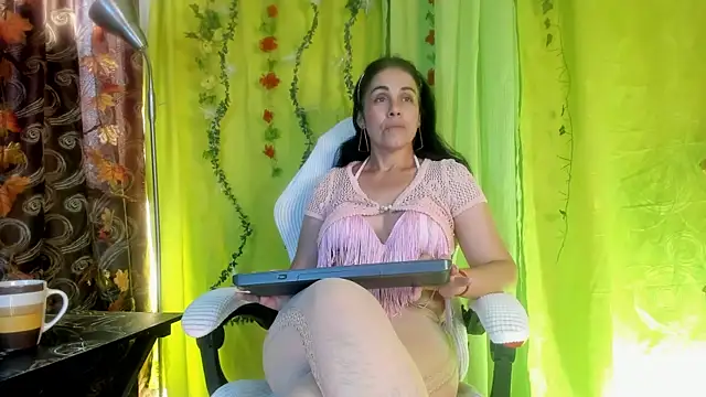 girasol walton online show from June 16, 1:56 pm