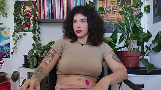 TaliMajesty online show from April 29, 11:35 am