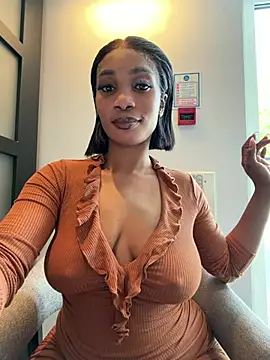   Nessa   online show from May 21, 11:30 am