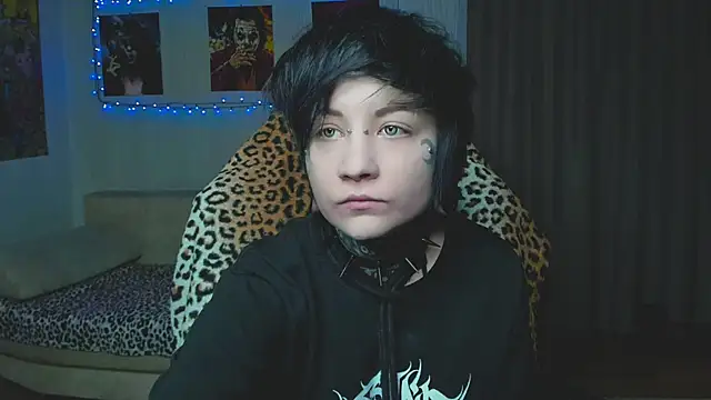 acid trip1l online show from October 17, 9:07 pm