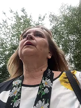 Irina2909xh online show from July 21, 12:28 pm