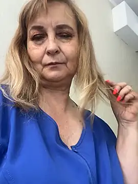 Irina2909xh online show from July 28, 10:24 am