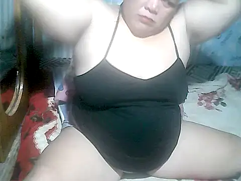 cutechubbyasian online show from August 3, 12:33 pm