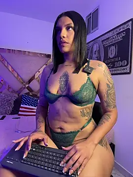 Victoria14  online show from July 10, 2:01 am