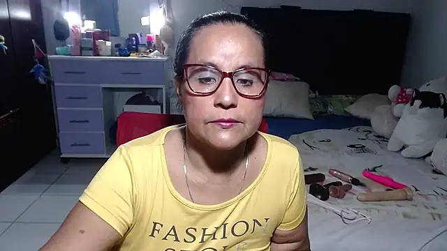 pervert mommy  online show from June 26, 10:05 am