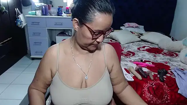 pervert mommy  online show from June 13, 10:56 am