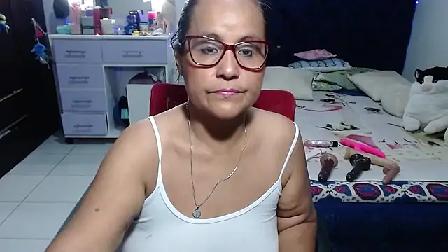 pervert mommy  online show from June 25, 9:57 am