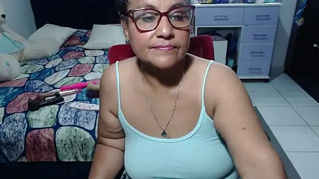 pervert mommy  online show from May 5, 11:13 am