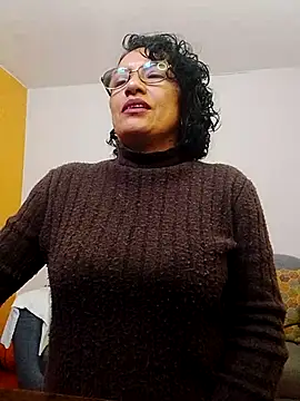 scarlet wet online show from July 14, 9:52 pm