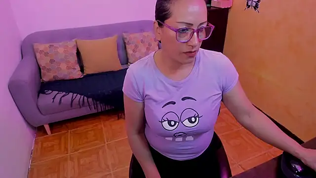 scarlet wet online show from January 14, 9:53 pm