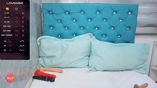 MAARYMOON online show from October 21, 11:03 am