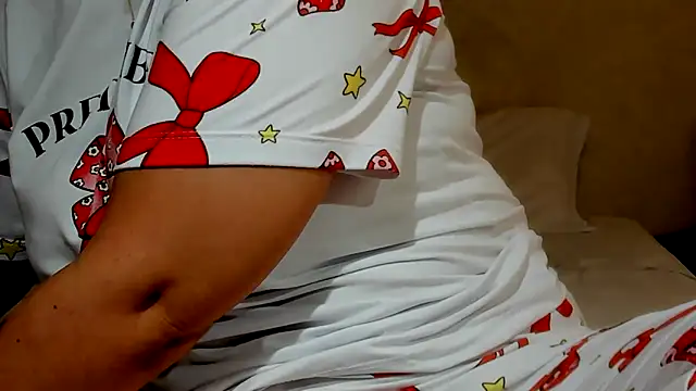 SexyCaitlynHot online show from May 26, 7:02 pm