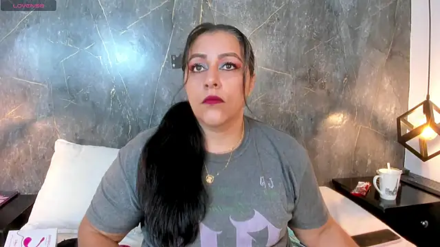 SexxyPamela online show from July 25, 7:43 pm