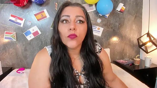 SexxyPamela online show from July 14, 8:02 pm