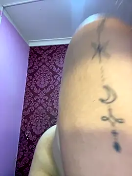 juliana diaz online show from October 28, 11:38 am