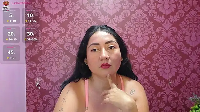 juliana diaz online show from August 1, 5:37 pm