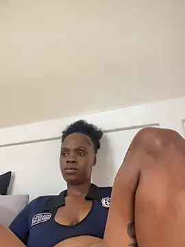 LuciousLips96 online show from April 25, 12:41 pm