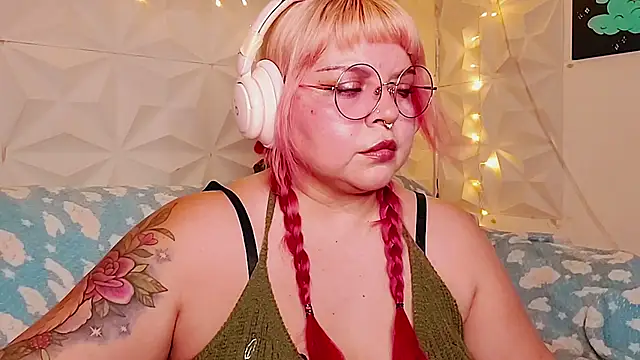 Satyn doll online show from June 27, 11:11 pm
